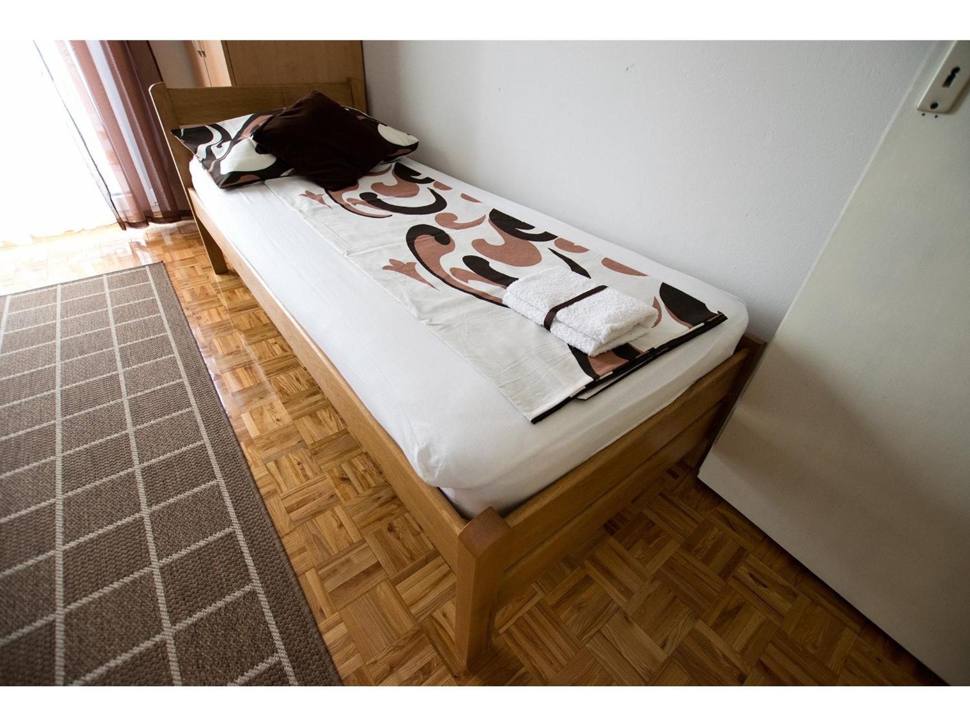Apartments Troselj Starigrad Paklenica Extérieur photo
