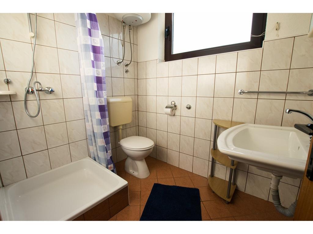 Apartments Troselj Starigrad Paklenica Extérieur photo